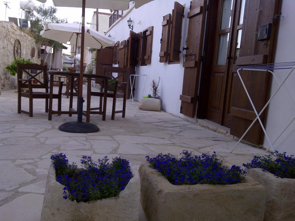 Avalon Village Houses Limassol Extérieur photo