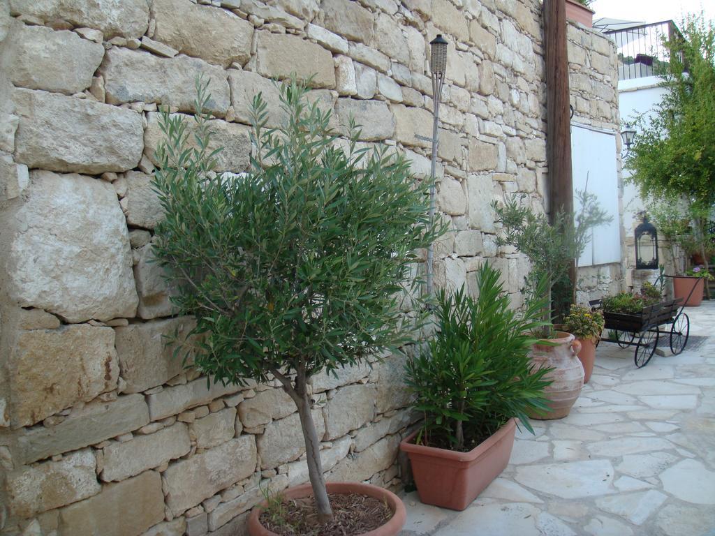 Avalon Village Houses Limassol Extérieur photo
