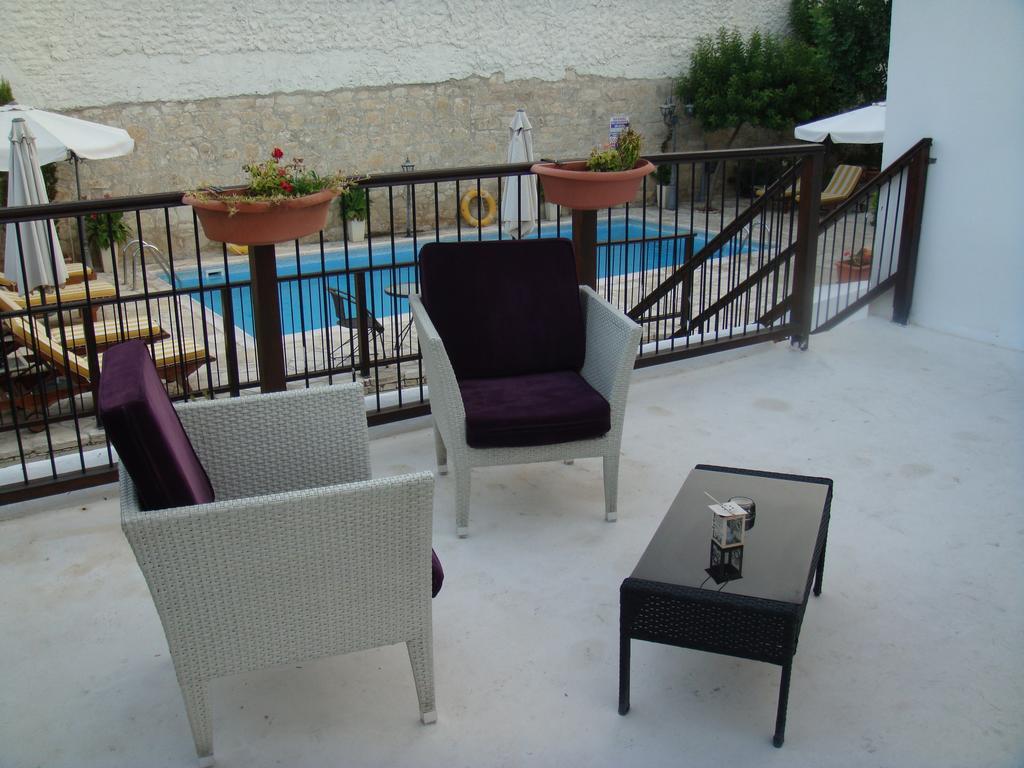 Avalon Village Houses Limassol Extérieur photo